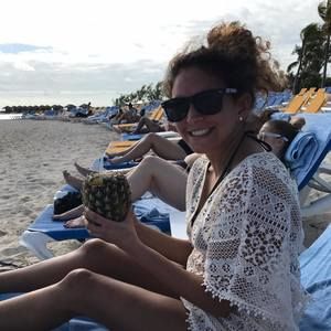 Meet your Posher, Lily